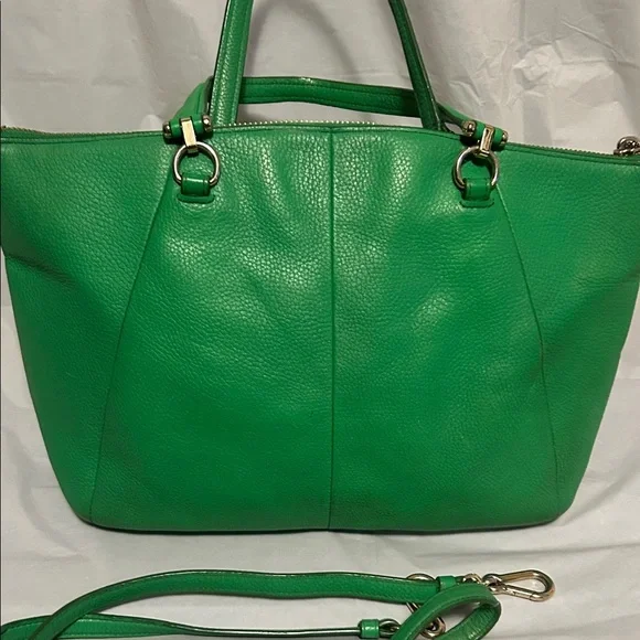 Coach Vibrant Green Leather Shoulder Bag - Picture 4 of 12